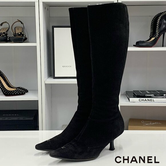 Chanel Pointed Toe Heeled Tall Knee High Boots in Black Suede CC Logo 34.5 / 4.5 - Picture 1 of 7